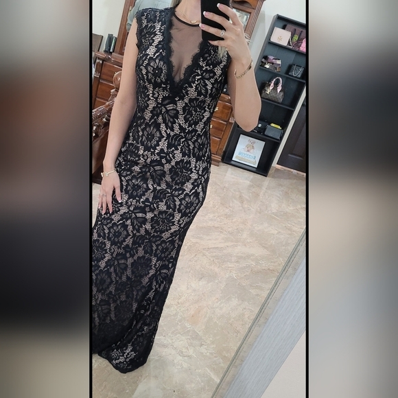 Betsy & Adam Lace Evening Dress - Picture 2 of 14